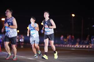 BIB: 833, 43625, 41313
                            <button type="button" onclick="openModal(23202264)" class="btn btn-primary btn-sm float-right btn-popup" data-toggle="modal" data-target=".modal-high-quality">
                        <i class="fas fa-shopping-cart"></i> Add to Cart
                    </button>
                                            <button type="button" onclick="isThisMe(23202264, true)" class="btn btn-success btn-sm float-right btn-popup btn-isme hidden" data-toggle="tooltip" data-placement="bottom" title="นี่คือรูปของคุณใช่ไหม คลิกที่นี่เพื่อเอาเข้าอัลบั้ม">
                        <i class="fas fa-plus"></i> Add to album
                    </button>
                    <button type="button" onclick="isThisMe(23202264, false)" class="btn btn-warning btn-sm float-right btn-popup btn-isnotme hidden">
                        <i class="fas fa-ban"></i> Remove from album
                    </button>